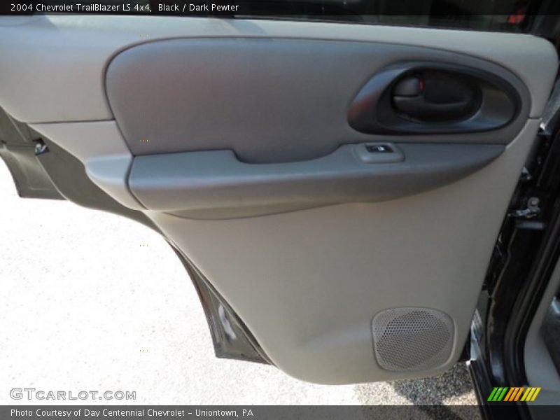 Black / Dark Pewter 2004 Chevrolet TrailBlazer LS 4x4