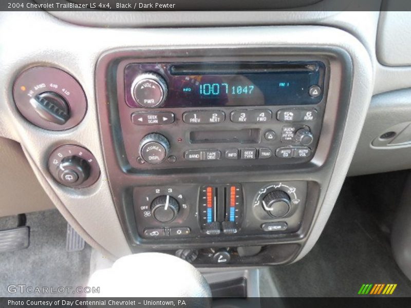 Black / Dark Pewter 2004 Chevrolet TrailBlazer LS 4x4