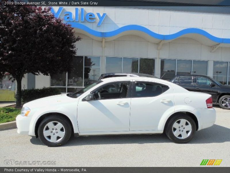 Stone White / Dark Slate Gray 2009 Dodge Avenger SE
