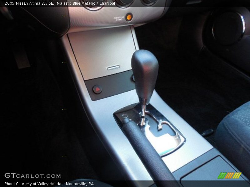 Majestic Blue Metallic / Charcoal 2005 Nissan Altima 3.5 SE