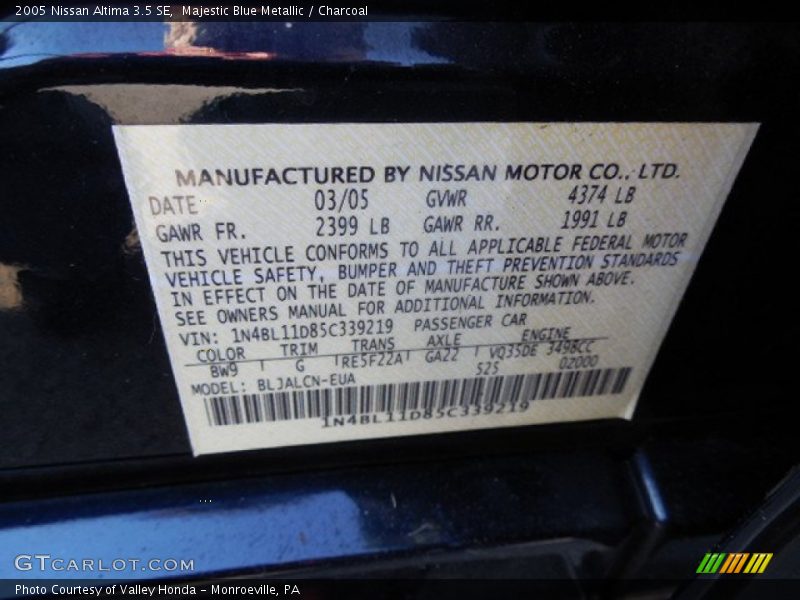 Majestic Blue Metallic / Charcoal 2005 Nissan Altima 3.5 SE