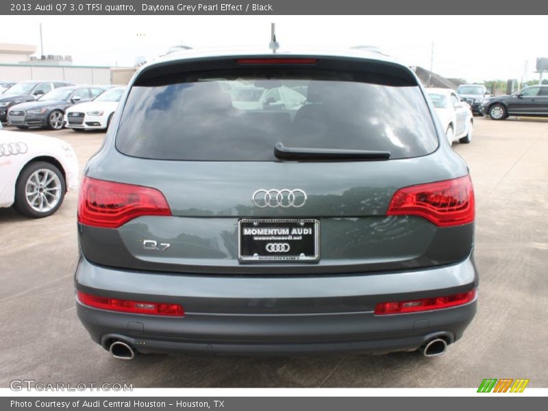 Daytona Grey Pearl Effect / Black 2013 Audi Q7 3.0 TFSI quattro