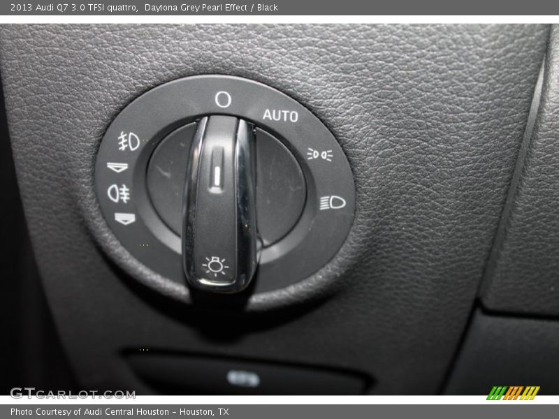 Daytona Grey Pearl Effect / Black 2013 Audi Q7 3.0 TFSI quattro