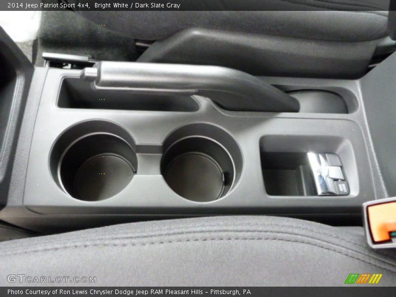 Bright White / Dark Slate Gray 2014 Jeep Patriot Sport 4x4