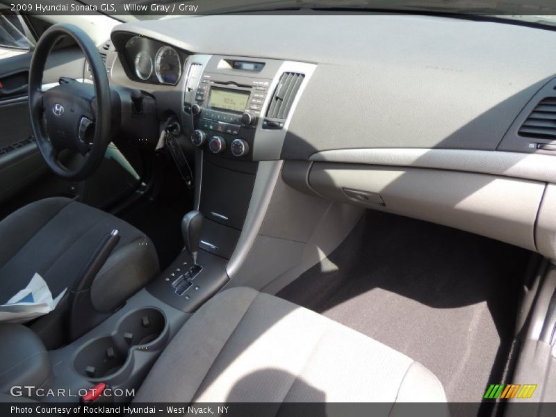 Willow Gray / Gray 2009 Hyundai Sonata GLS