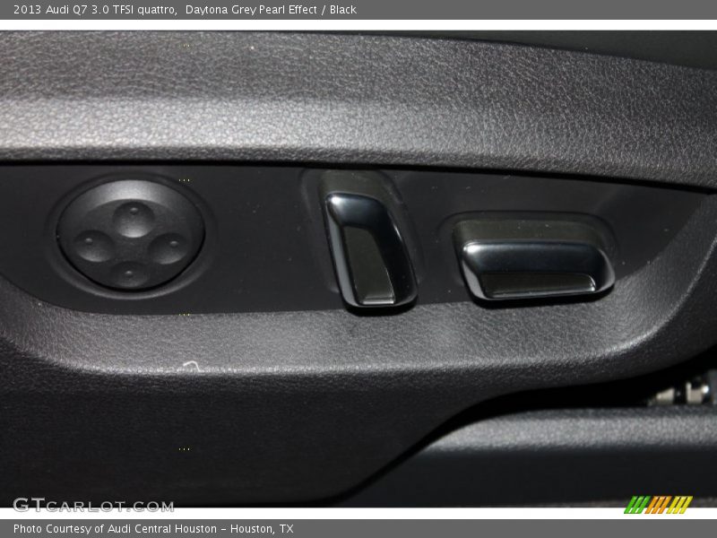 Daytona Grey Pearl Effect / Black 2013 Audi Q7 3.0 TFSI quattro