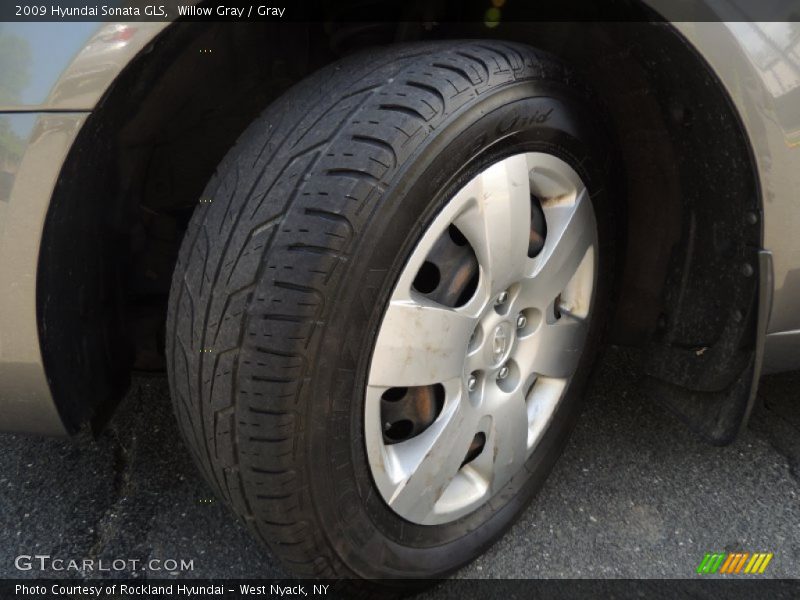 Willow Gray / Gray 2009 Hyundai Sonata GLS