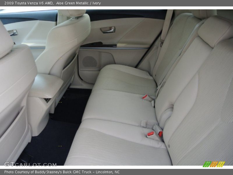 Aloe Green Metallic / Ivory 2009 Toyota Venza V6 AWD