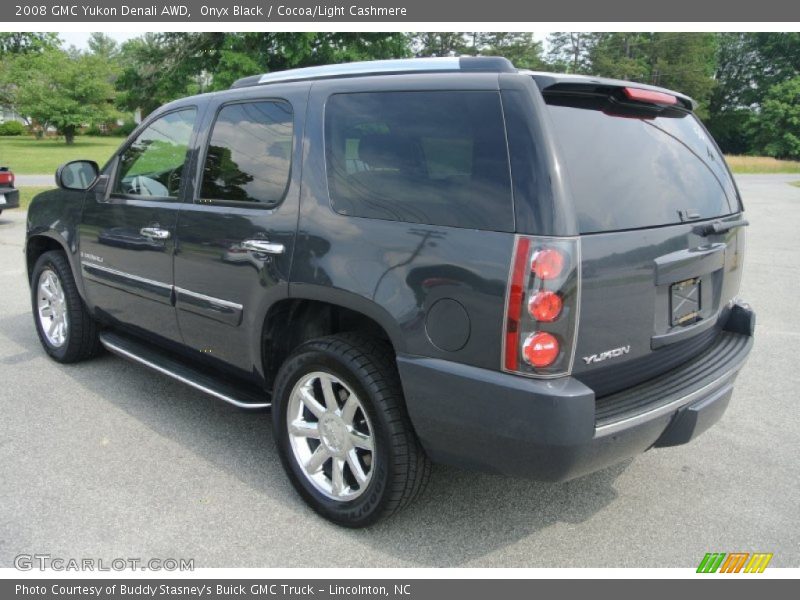 Onyx Black / Cocoa/Light Cashmere 2008 GMC Yukon Denali AWD