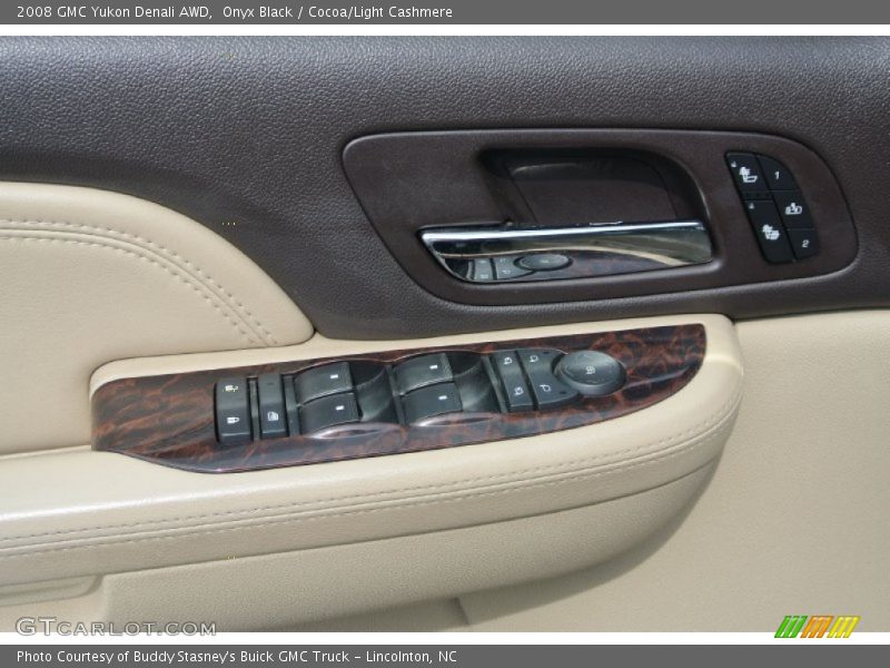Onyx Black / Cocoa/Light Cashmere 2008 GMC Yukon Denali AWD