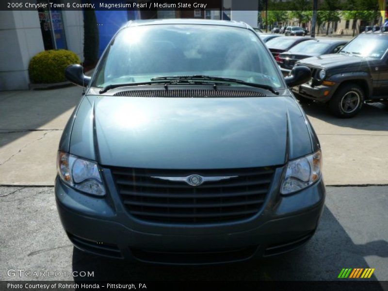 Magnesium Pearl / Medium Slate Gray 2006 Chrysler Town & Country