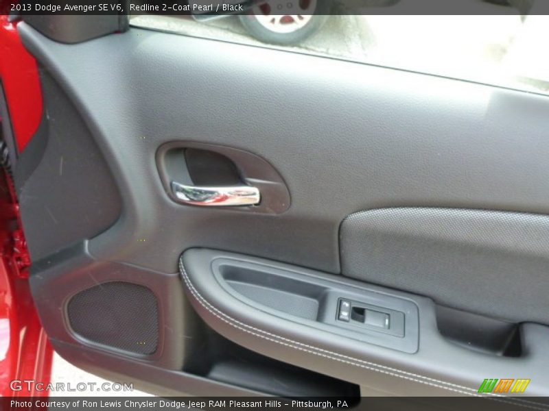 Redline 2-Coat Pearl / Black 2013 Dodge Avenger SE V6