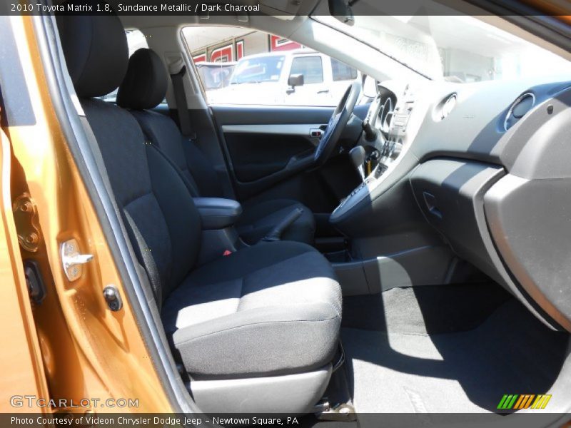 Sundance Metallic / Dark Charcoal 2010 Toyota Matrix 1.8