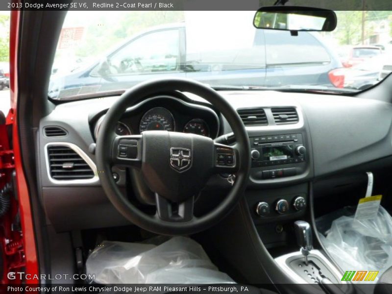 Redline 2-Coat Pearl / Black 2013 Dodge Avenger SE V6