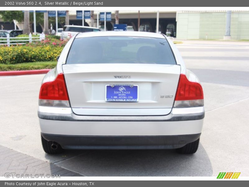 Silver Metallic / Beige/Light Sand 2002 Volvo S60 2.4