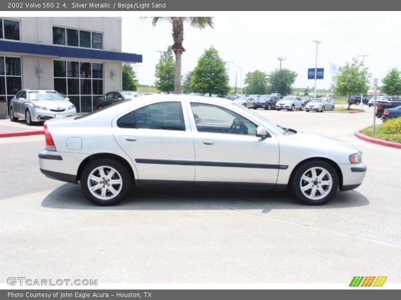 Silver Metallic / Beige/Light Sand 2002 Volvo S60 2.4