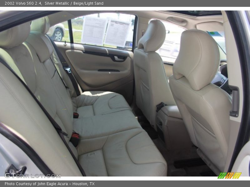 Silver Metallic / Beige/Light Sand 2002 Volvo S60 2.4