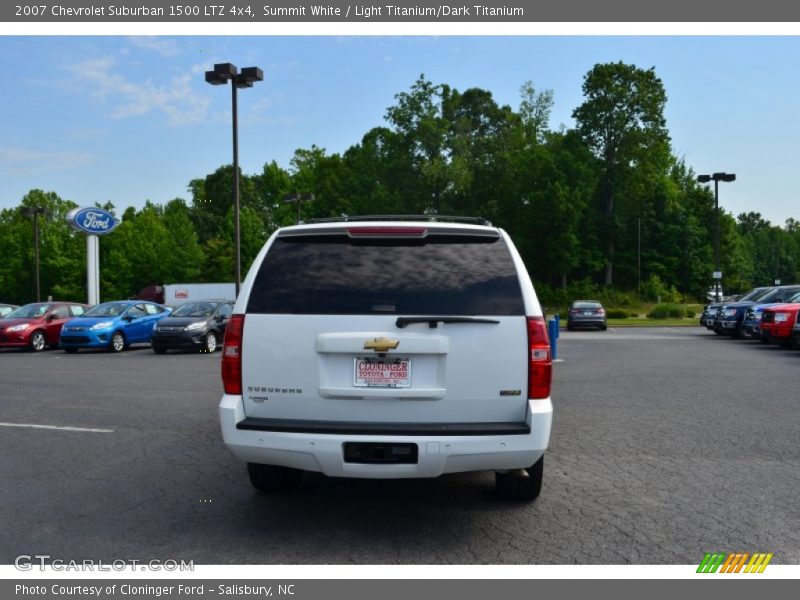 Summit White / Light Titanium/Dark Titanium 2007 Chevrolet Suburban 1500 LTZ 4x4