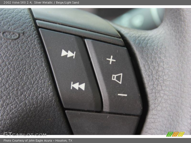 Silver Metallic / Beige/Light Sand 2002 Volvo S60 2.4