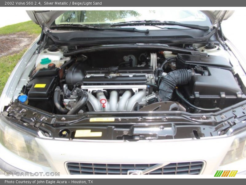 Silver Metallic / Beige/Light Sand 2002 Volvo S60 2.4