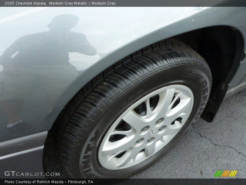 Medium Gray Metallic / Medium Gray 2005 Chevrolet Impala