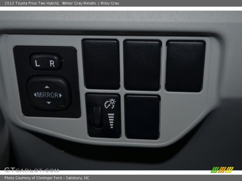 Winter Gray Metallic / Misty Gray 2013 Toyota Prius Two Hybrid