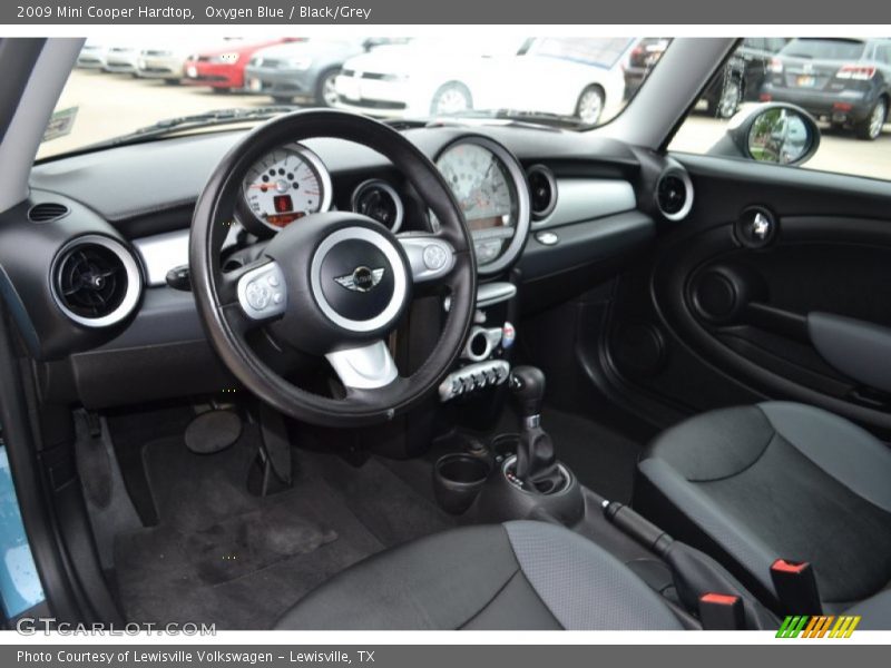 Black/Grey Interior - 2009 Cooper Hardtop 