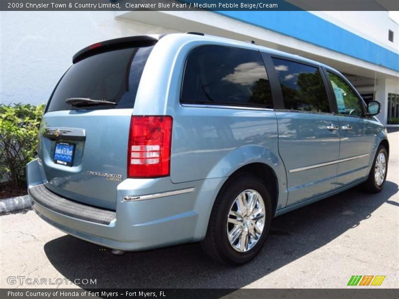 Clearwater Blue Pearl / Medium Pebble Beige/Cream 2009 Chrysler Town & Country Limited