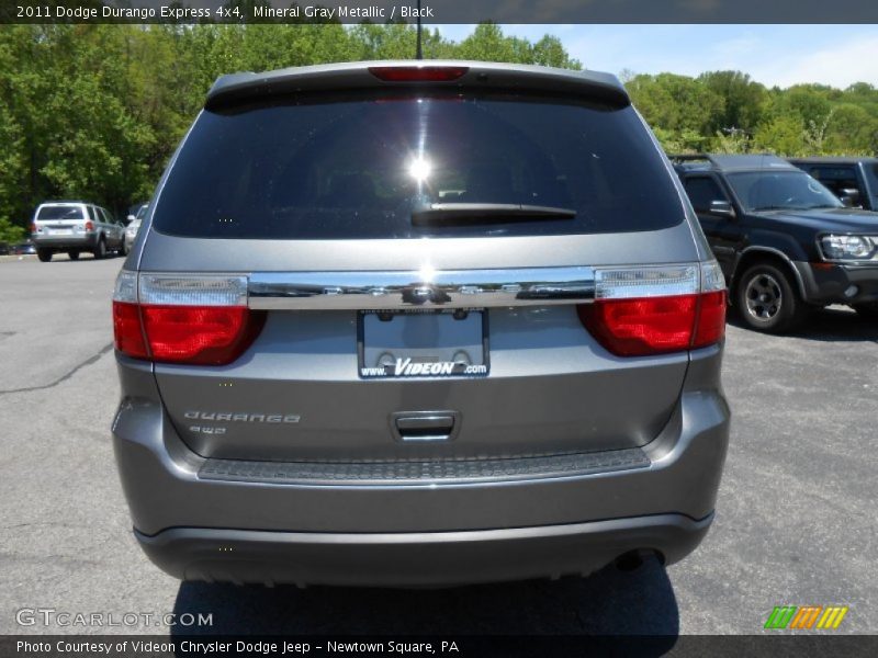 Mineral Gray Metallic / Black 2011 Dodge Durango Express 4x4
