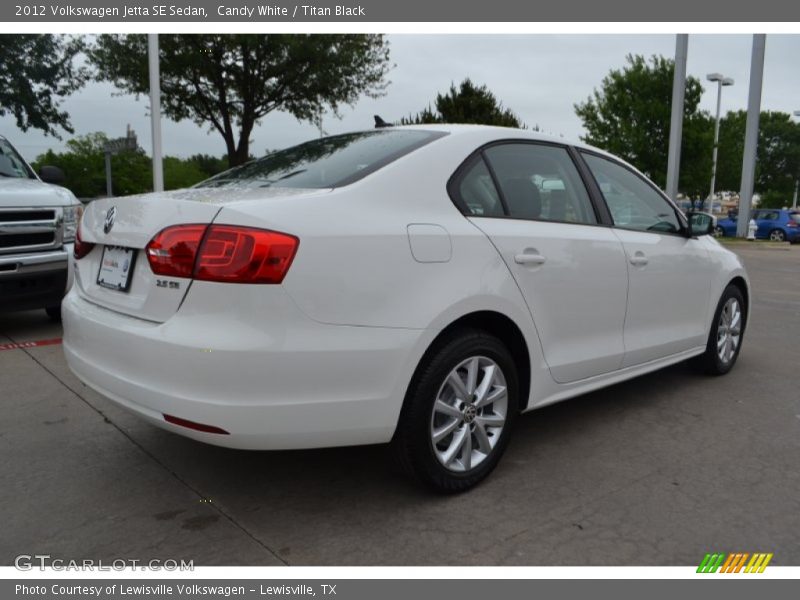 Candy White / Titan Black 2012 Volkswagen Jetta SE Sedan