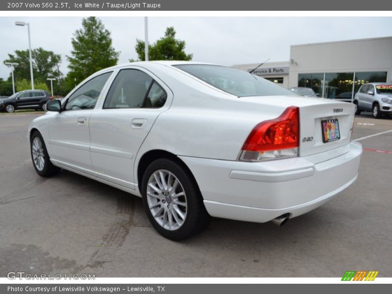 Ice White / Taupe/Light Taupe 2007 Volvo S60 2.5T