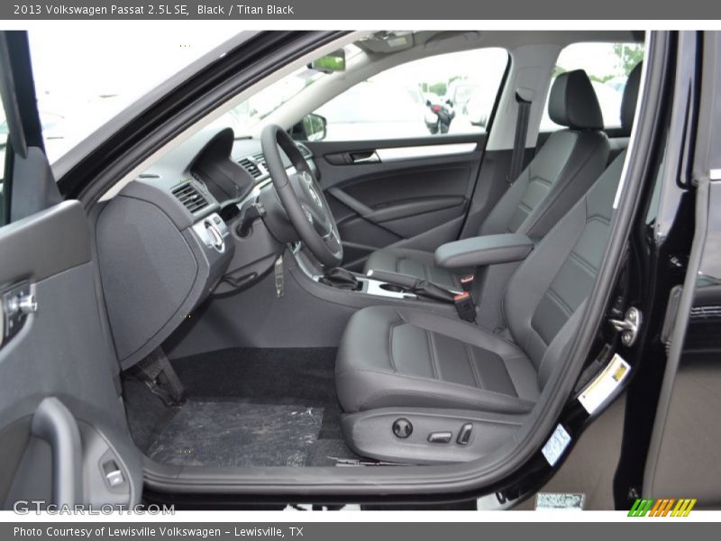 Black / Titan Black 2013 Volkswagen Passat 2.5L SE