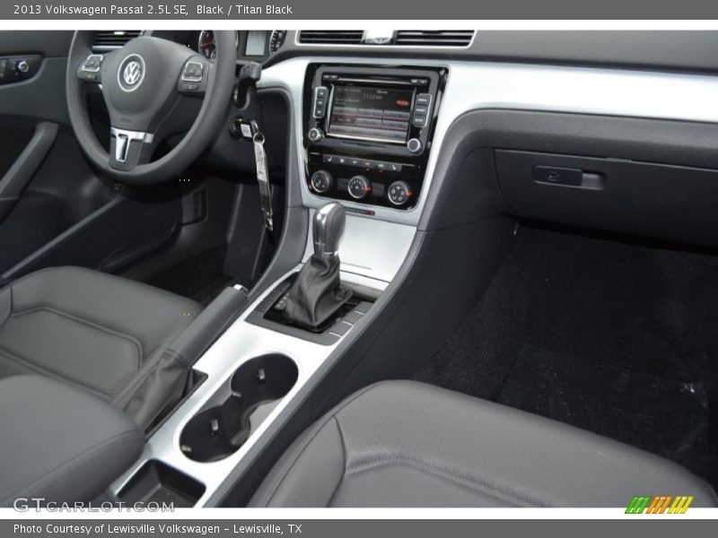 Black / Titan Black 2013 Volkswagen Passat 2.5L SE