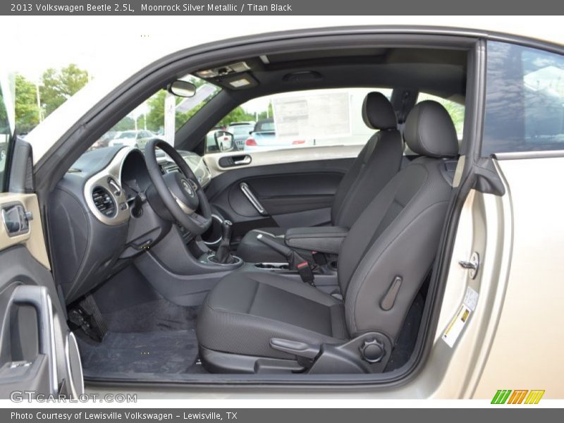  2013 Beetle 2.5L Titan Black Interior