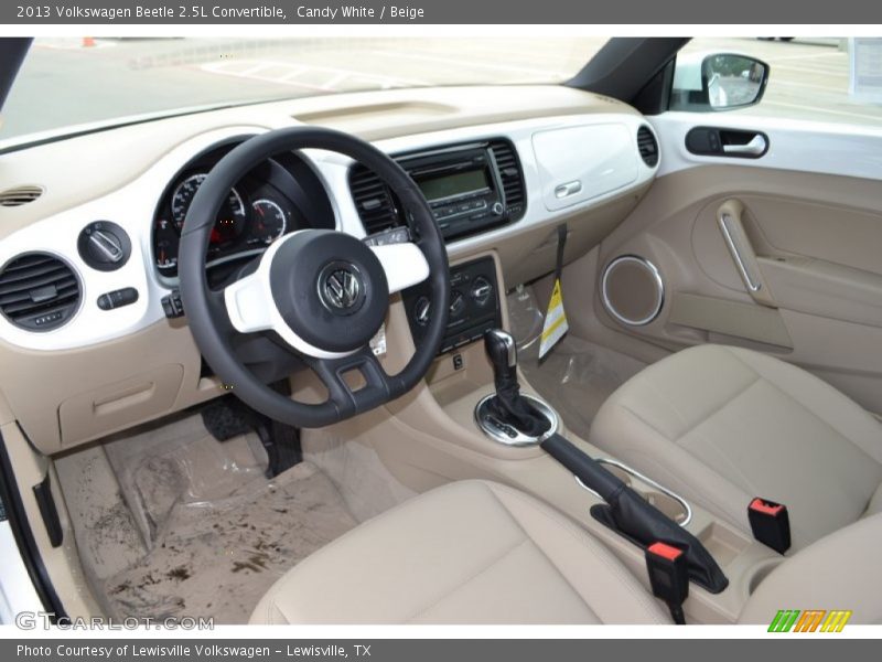 Candy White / Beige 2013 Volkswagen Beetle 2.5L Convertible
