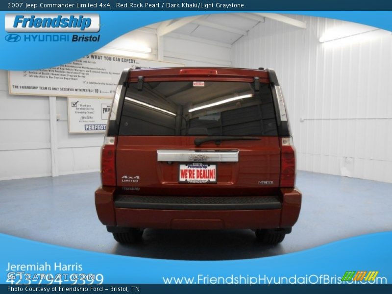 Red Rock Pearl / Dark Khaki/Light Graystone 2007 Jeep Commander Limited 4x4