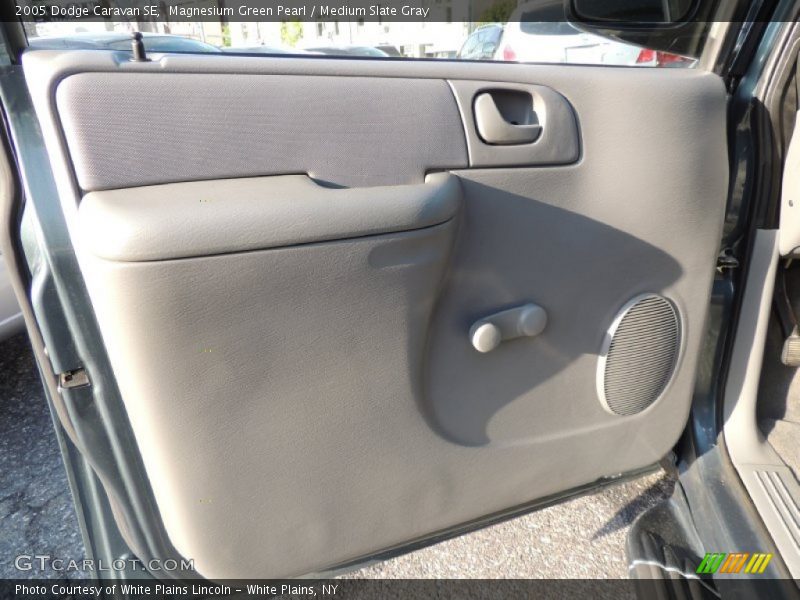 Magnesium Green Pearl / Medium Slate Gray 2005 Dodge Caravan SE