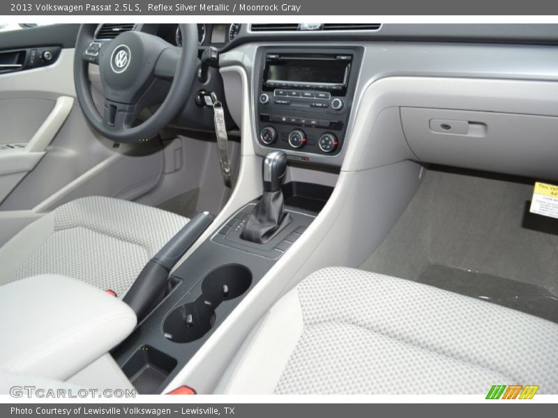 Reflex Silver Metallic / Moonrock Gray 2013 Volkswagen Passat 2.5L S