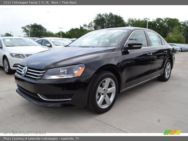 Black / Titan Black 2013 Volkswagen Passat 2.5L SE