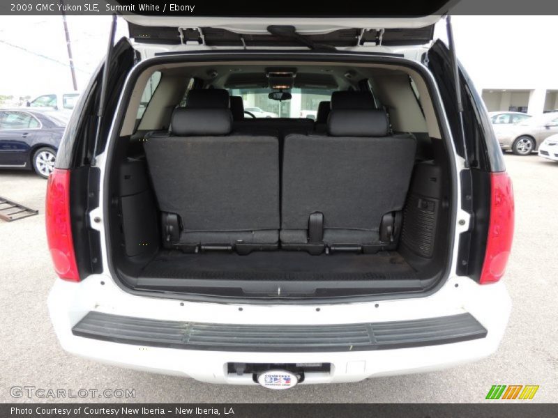 Summit White / Ebony 2009 GMC Yukon SLE