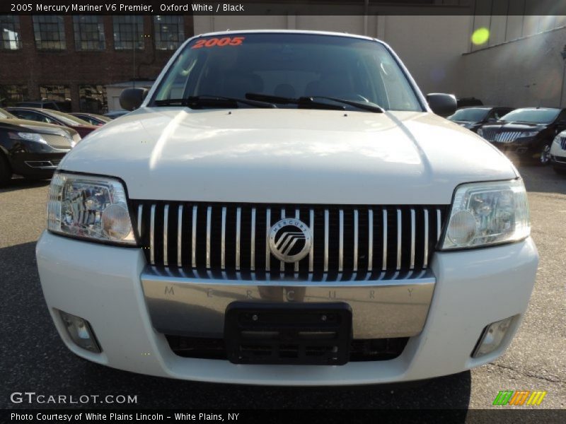 Oxford White / Black 2005 Mercury Mariner V6 Premier