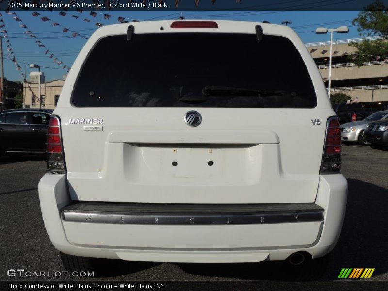 Oxford White / Black 2005 Mercury Mariner V6 Premier