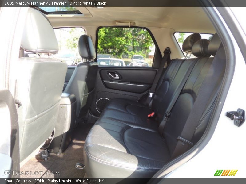 Oxford White / Black 2005 Mercury Mariner V6 Premier