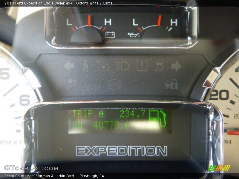 Oxford White / Camel 2010 Ford Expedition Eddie Bauer 4x4