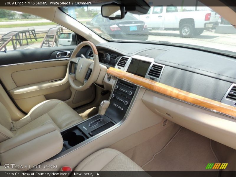 White Suede / Cashmere 2009 Lincoln MKS Sedan