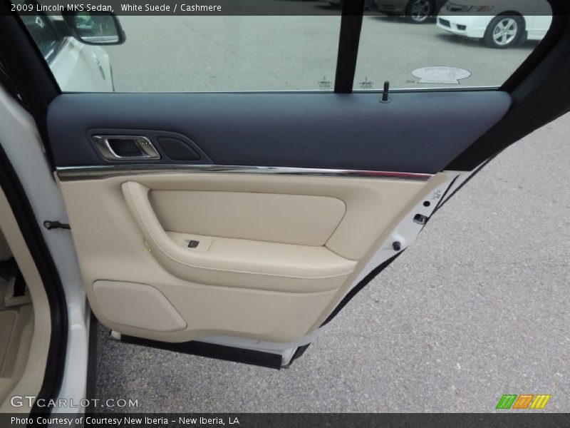 White Suede / Cashmere 2009 Lincoln MKS Sedan