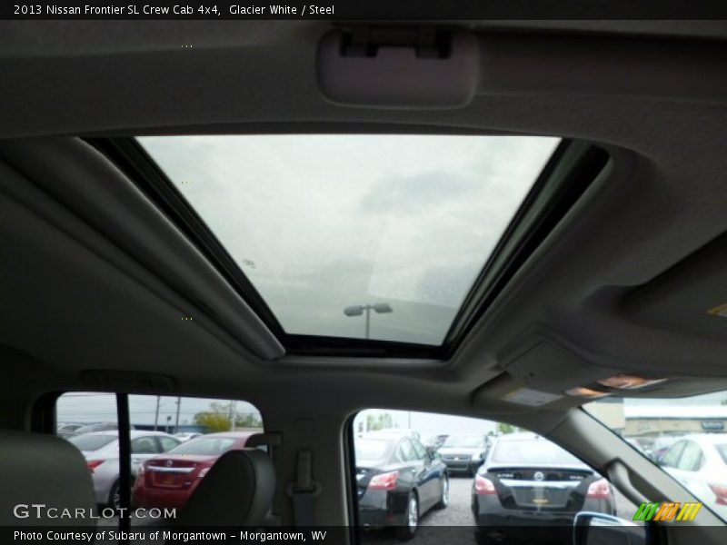 Glacier White / Steel 2013 Nissan Frontier SL Crew Cab 4x4