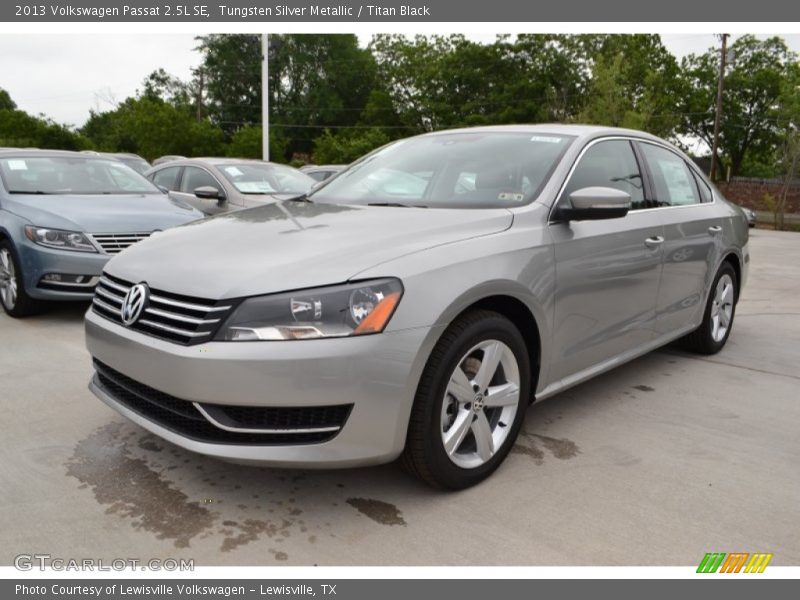 Tungsten Silver Metallic / Titan Black 2013 Volkswagen Passat 2.5L SE