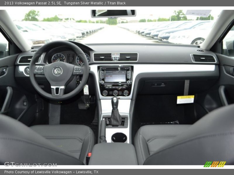 Tungsten Silver Metallic / Titan Black 2013 Volkswagen Passat 2.5L SE