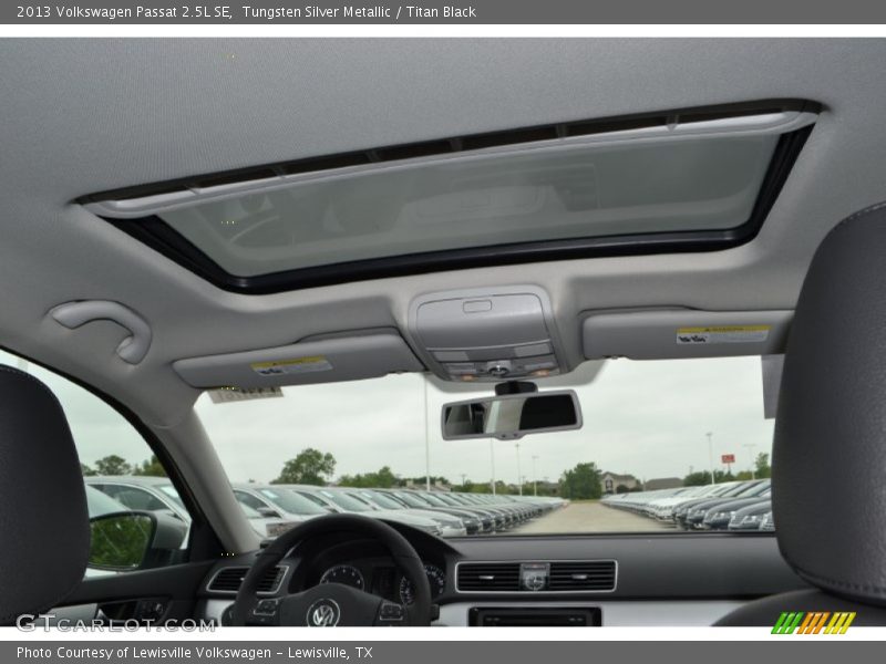 Tungsten Silver Metallic / Titan Black 2013 Volkswagen Passat 2.5L SE